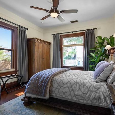 Upscale Downtown Home Walk To Beach Shops Bars 2 Santa Barbara Eksteriør billede